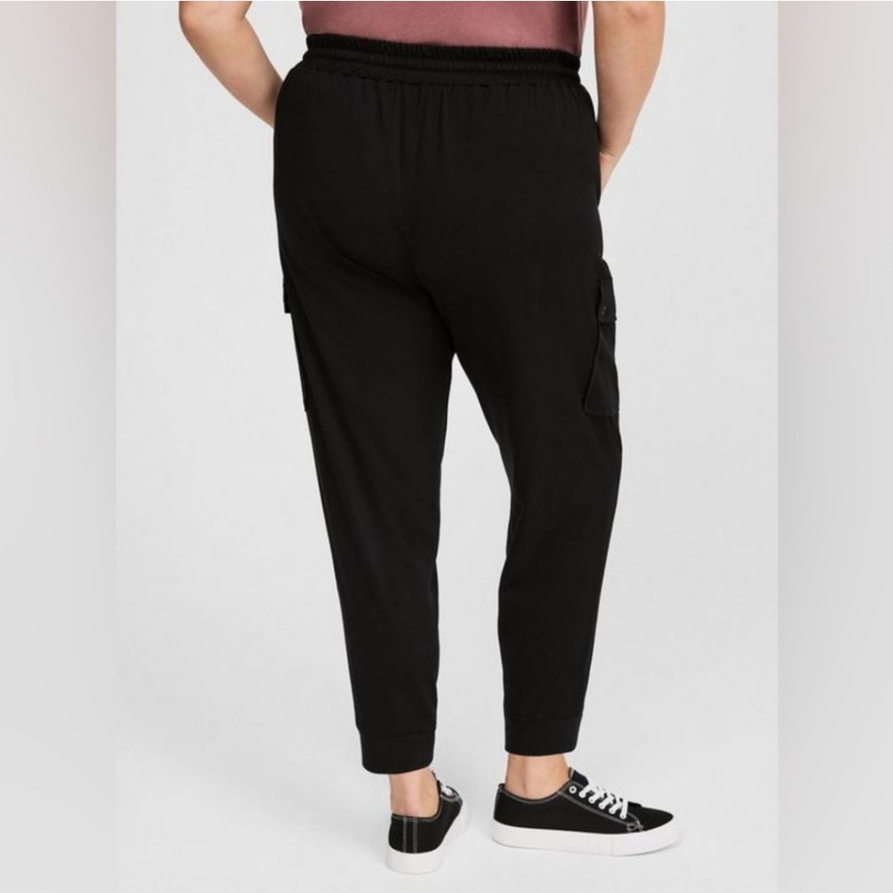 Torrid Relaxed Fit Jogger Stretch Challis Cargo Pocket Size 2X - Picture 3 of 7